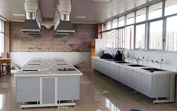 钦州卫生学校钦州中西结合医院